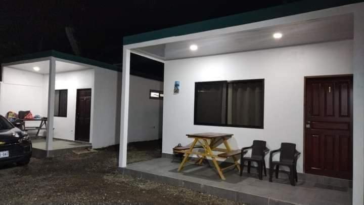 Bari Campings Resort Puerto Viejo de Talamanca Dış mekan fotoğraf